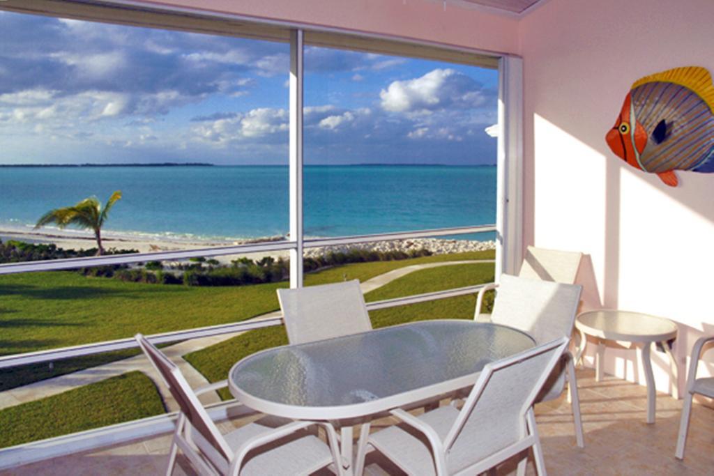 Bahama Beach Club Resort تريجر كاي الغرفة الصورة